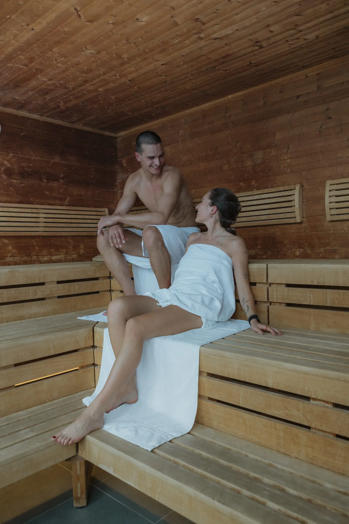 Paar in der Sauna