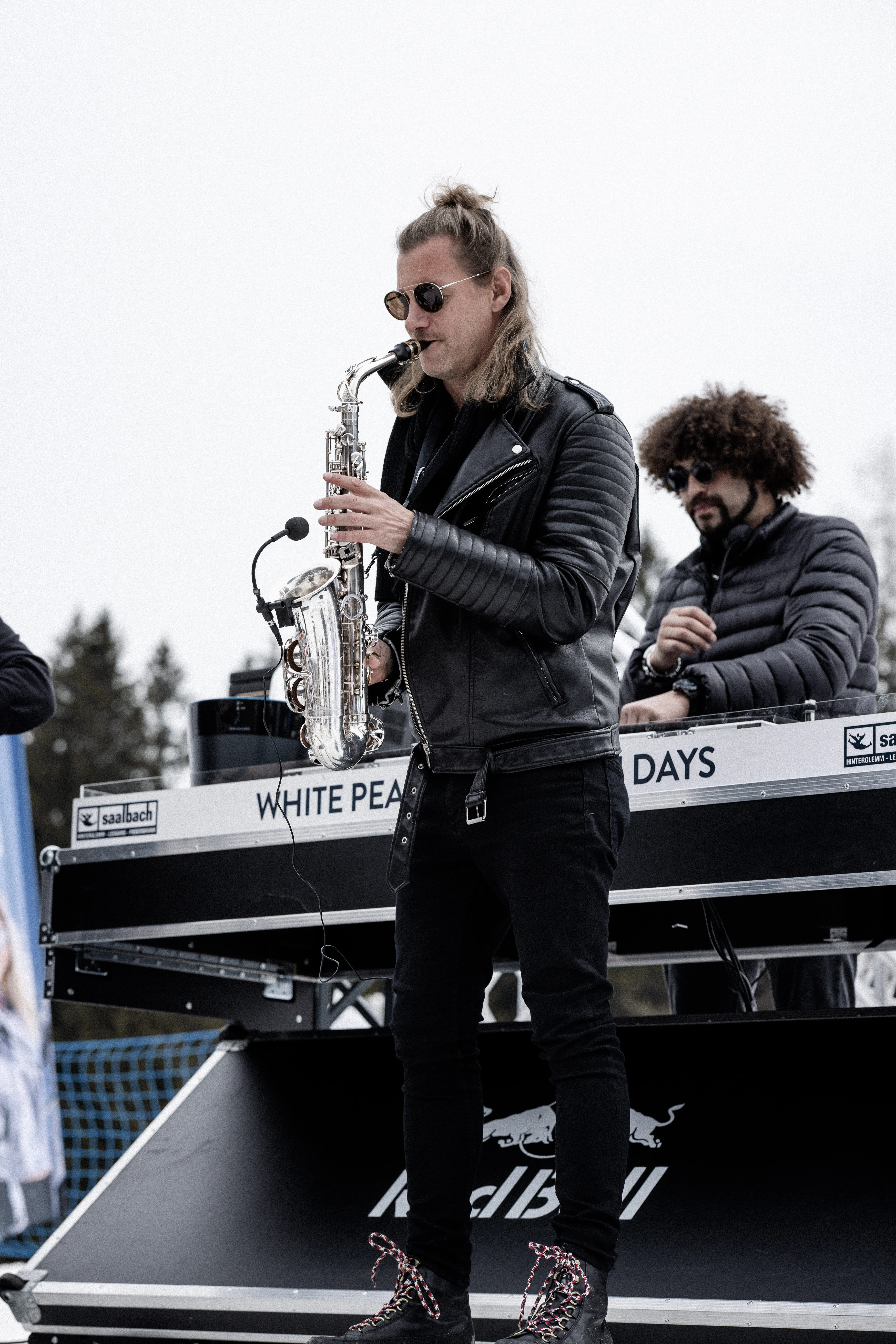 Saxophonist bei Winterevent