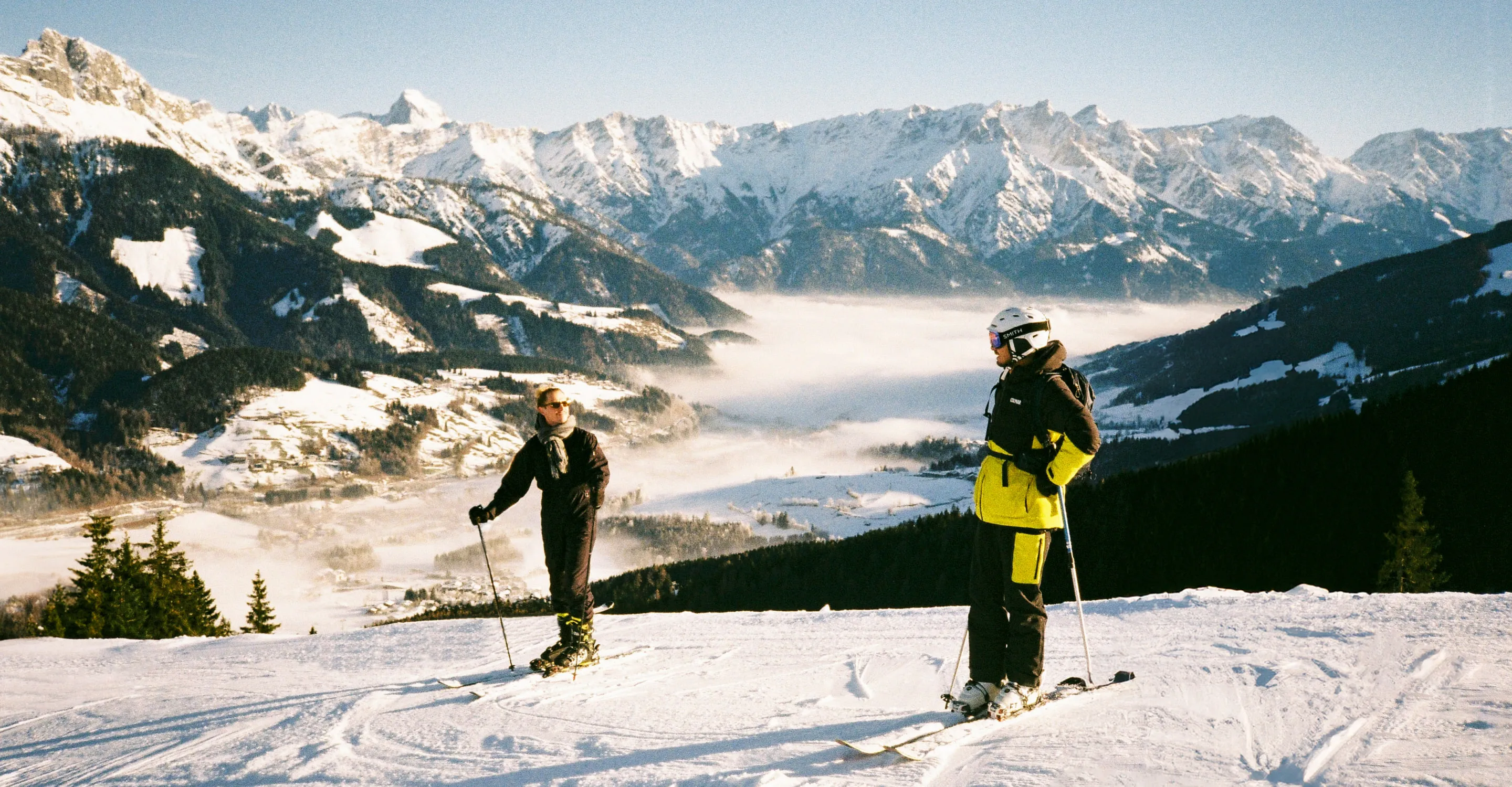 Skifahren in den Bergen